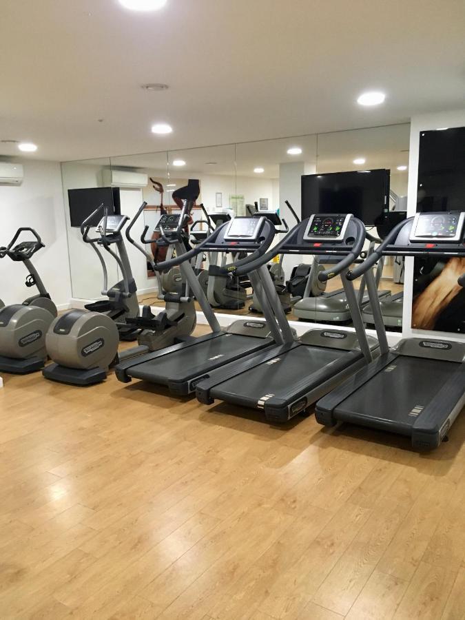 New Central Woking 1 And 2 Bedroom Apartments With Free Gym, Close To Train Station Εξωτερικό φωτογραφία